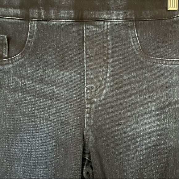 Spanx Jean-ish EUC Navy Blue Size M - Picture 6 of 7